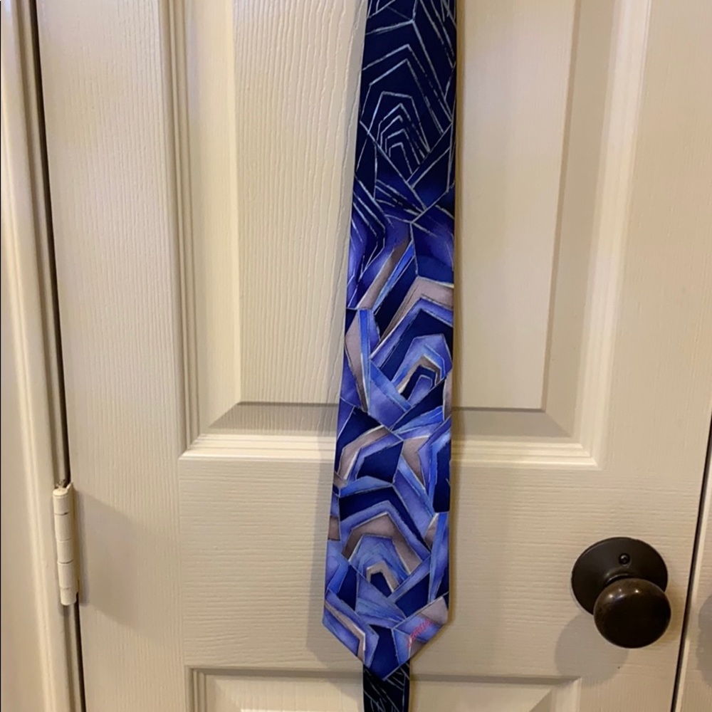 Tie